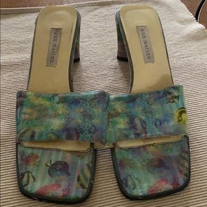 Lenticular hologram shoes excellent condition